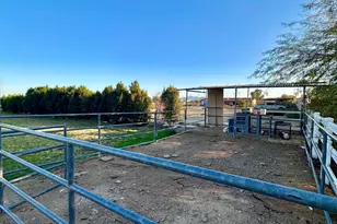 17617 W Rose Ln, Waddell, AZ 85355 - Photo 83