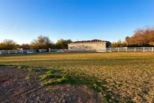 17617 W Rose Ln, Waddell, AZ 85355 - Photo 133