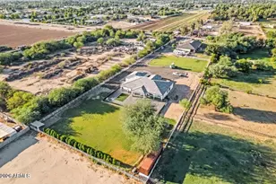 17617 W Rose Ln, Waddell, AZ 85355 - Photo 15