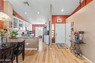 922 W Hudson Way, Gilbert, AZ 85233 - Photo 5