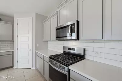 18725 W Colter Street, Litchfield Park, AZ 85340 - Photo 7