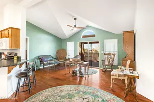 5347 E Anita Dr, Hereford, AZ 85615 - Photo 3