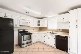 2287 Santa Catalina Dr, Sierra Vista, AZ 85635 - Photo 9