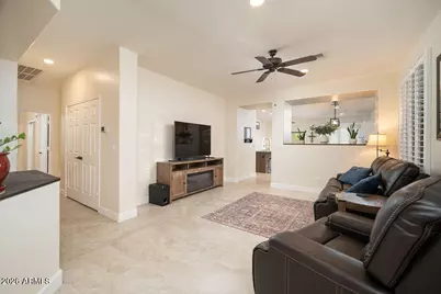 2631 W Patagonia Way, Phoenix, AZ 85086 - Photo 11