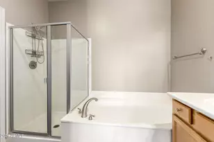 19550 N Grayhawk Dr, Scottsdale, AZ 85255 - Photo 27