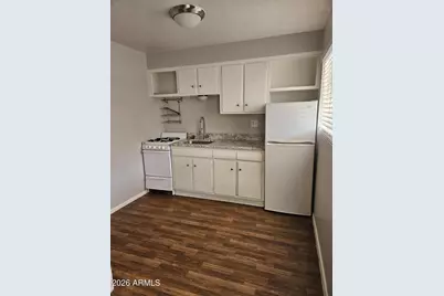 302 W Medlock Drive #8, Phoenix, AZ 85013 - Photo 7