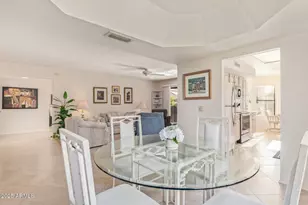 9329 W Topeka Dr, Peoria, AZ 85382 - Photo 11