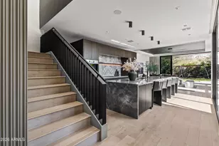 7719 N 13th Pl, Phoenix, AZ 85020 - Photo 9