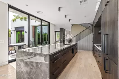 7719 N 13th Place, Phoenix, AZ 85020 - Photo 11