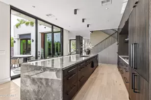 7719 N 13th Pl, Phoenix, AZ 85020 - Photo 11