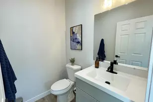 815 E Roma Ave, Phoenix, AZ 85014 - Photo 9