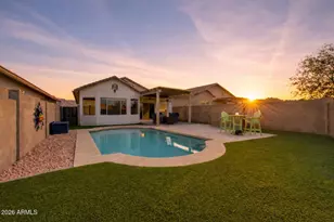 8242 S Hidden Trail Ct, Gold Canyon, AZ 85118 - Photo 1