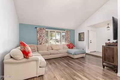 12618 N 41st Avenue, Phoenix, AZ 85029 - Photo 7