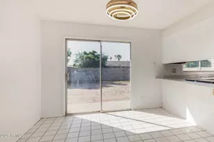 2201 W Topeka Dr, Phoenix, AZ 85027 - Photo 11