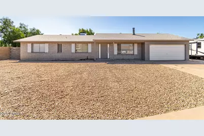 2201 W Topeka Drive, Phoenix, AZ 85027 - Photo 1