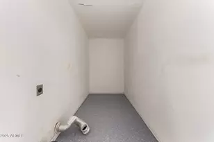 2201 W Topeka Dr, Phoenix, AZ 85027 - Photo 29