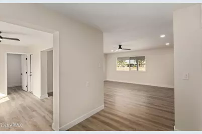 10207 W Alabama Avenue, Sun City, AZ 85351 - Photo 5