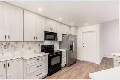 16635 N 103rd Avenue, Sun City, AZ 85351 - Photo 1