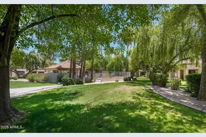 18888 N 91st Lane, Peoria, AZ 85382 - Photo 23