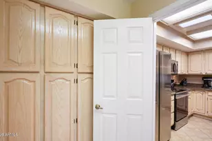 18888 N 91st Ln, Peoria, AZ 85382 - Photo 13