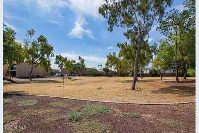 2838 E Le Marche Avenue, Phoenix, AZ 85032 - Photo 37