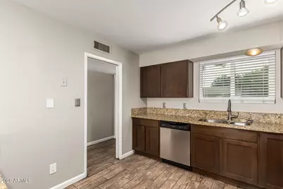 8622 W Columbus Avenue, Phoenix, AZ 85037 - Photo 9