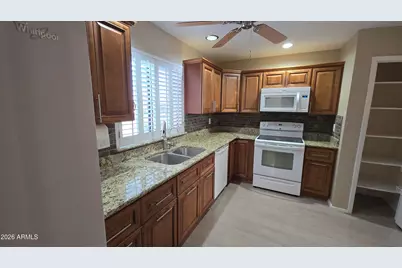 16616 E Palisades Boulevard #109, Fountain Hills, AZ 85268 - Photo 7