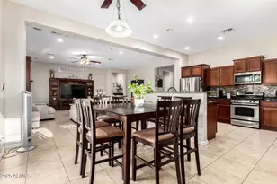 8430 N 181st Dr, Waddell, AZ 85355 - Photo 11