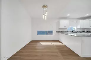 12011 N 79th Ln, Peoria, AZ 85345 - Photo 9