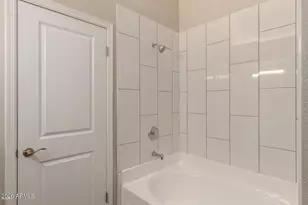 2875 W Highland St, Chandler, AZ 85224 - Photo 29