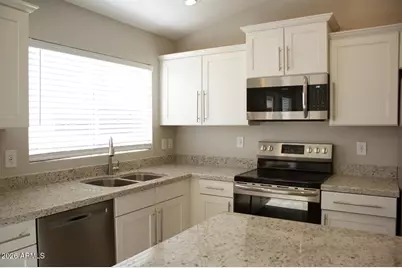 2875 W Highland Street #1133, Chandler, AZ 85224 - Photo 3