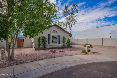 4829 E Voltaire Avenue, Scottsdale, AZ 85254 - Photo 3