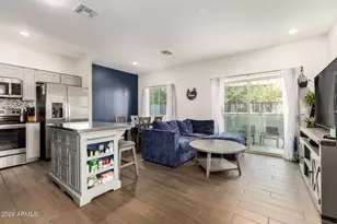 8262 N 22nd Dr, Phoenix, AZ 85021 - Photo 1