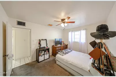 1109 N 27th Drive, Phoenix, AZ 85009 - Photo 15