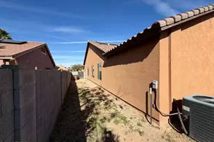 46157 W Holly Dr, Maricopa, AZ 85139 - Photo 15