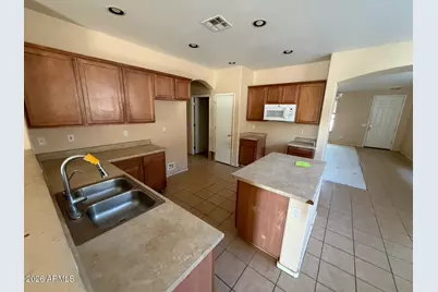 46157 W Holly Drive, Maricopa, AZ 85139 - Photo 7