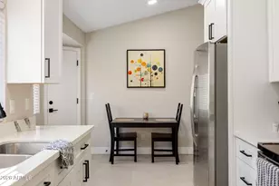 3967 E Verbena Ct, Phoenix, AZ 85044 - Photo 9