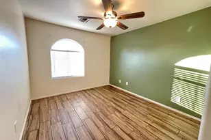 255 S Kingston St, Chandler, AZ 85225 - Photo 11