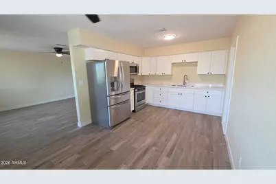 7141 N 47th Avenue, Glendale, AZ 85301 - Photo 7