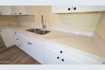 7141 N 47th Avenue, Glendale, AZ 85301 - Photo 9