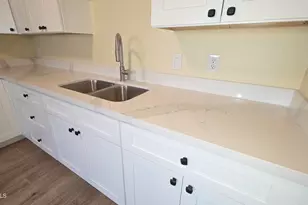 7141 N 47th Ave, Glendale, AZ 85301 - Photo 9