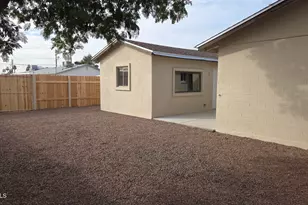 7141 N 47th Ave, Glendale, AZ 85301 - Photo 3