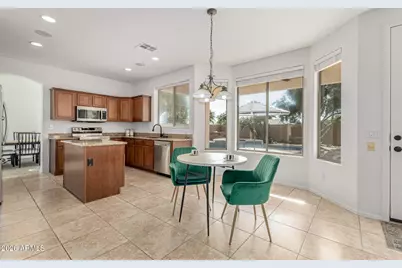 10313 W Windsor Avenue, Avondale, AZ 85392 - Photo 13