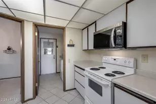 17428 N Boswell Blvd, Sun City, AZ 85373 - Photo 11