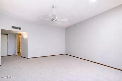 17428 N Boswell Boulevard, Sun City, AZ 85373 - Photo 9