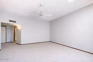 17428 N Boswell Blvd, Sun City, AZ 85373 - Photo 9