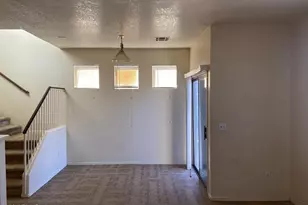 1312 S Boulder Ct, Gilbert, AZ 85296 - Photo 3