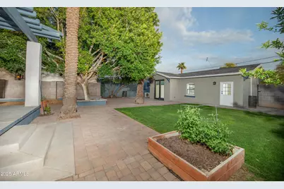 69 W Lynwood Street, Phoenix, AZ 85003 - Photo 47