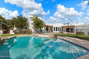 9735 E Cortez St, Scottsdale, AZ 85260 - Photo 31