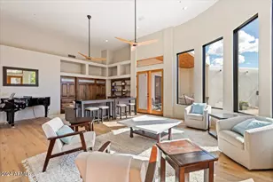 9735 E Cortez St, Scottsdale, AZ 85260 - Photo 5